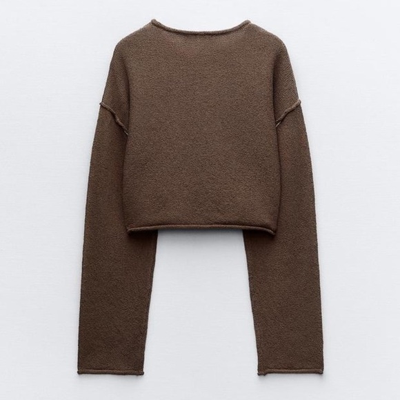 ZARA CONTRASTING PIPING CROP KNIT SWEATER - Picture 2 of 6